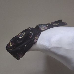 Walt Disney World Pirates of the Caribbean skull cap. Youth size‎